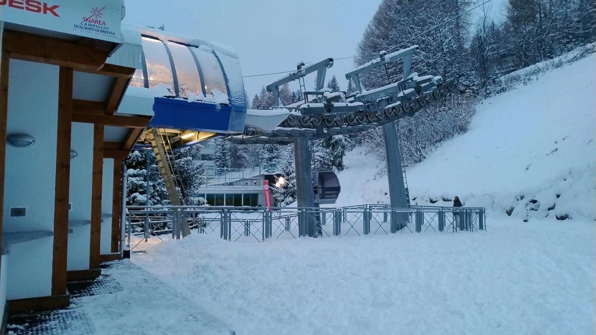 Ale 1206, Marilleva 1400 Accesso Diretto Alle Piste Exteriör bild